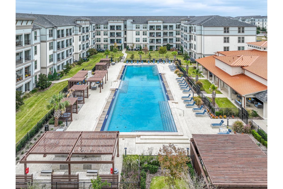 Reveal at Bayside Apartments apartments in Rowlett, TX