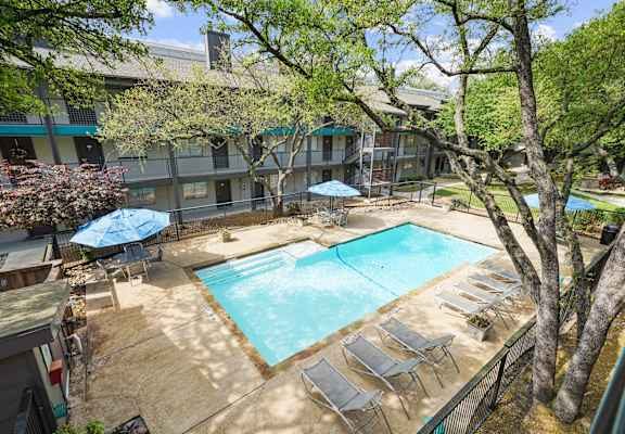 The Grove North Dallas apartments