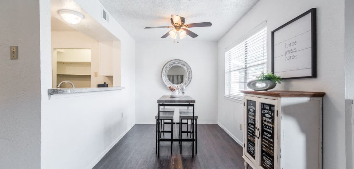 Garden Gate Apartments apartments in Irving, TX