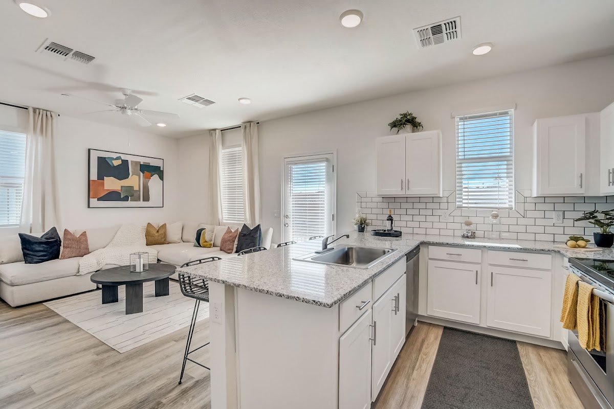 Townhomes at Sunnyside apartments in Surprise, AZ