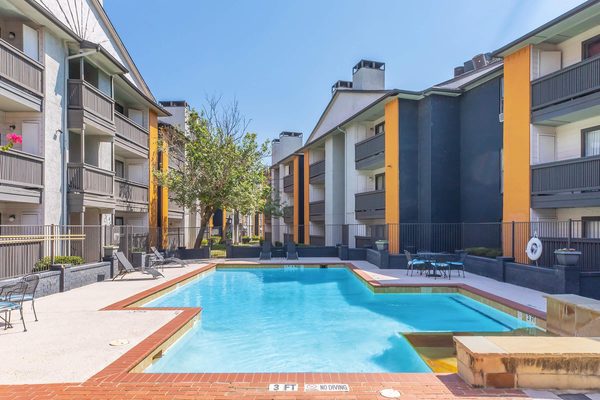 The Interlace Apartments apartments in Dallas, TX