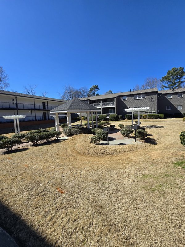 Buford Heights Apartments apartments