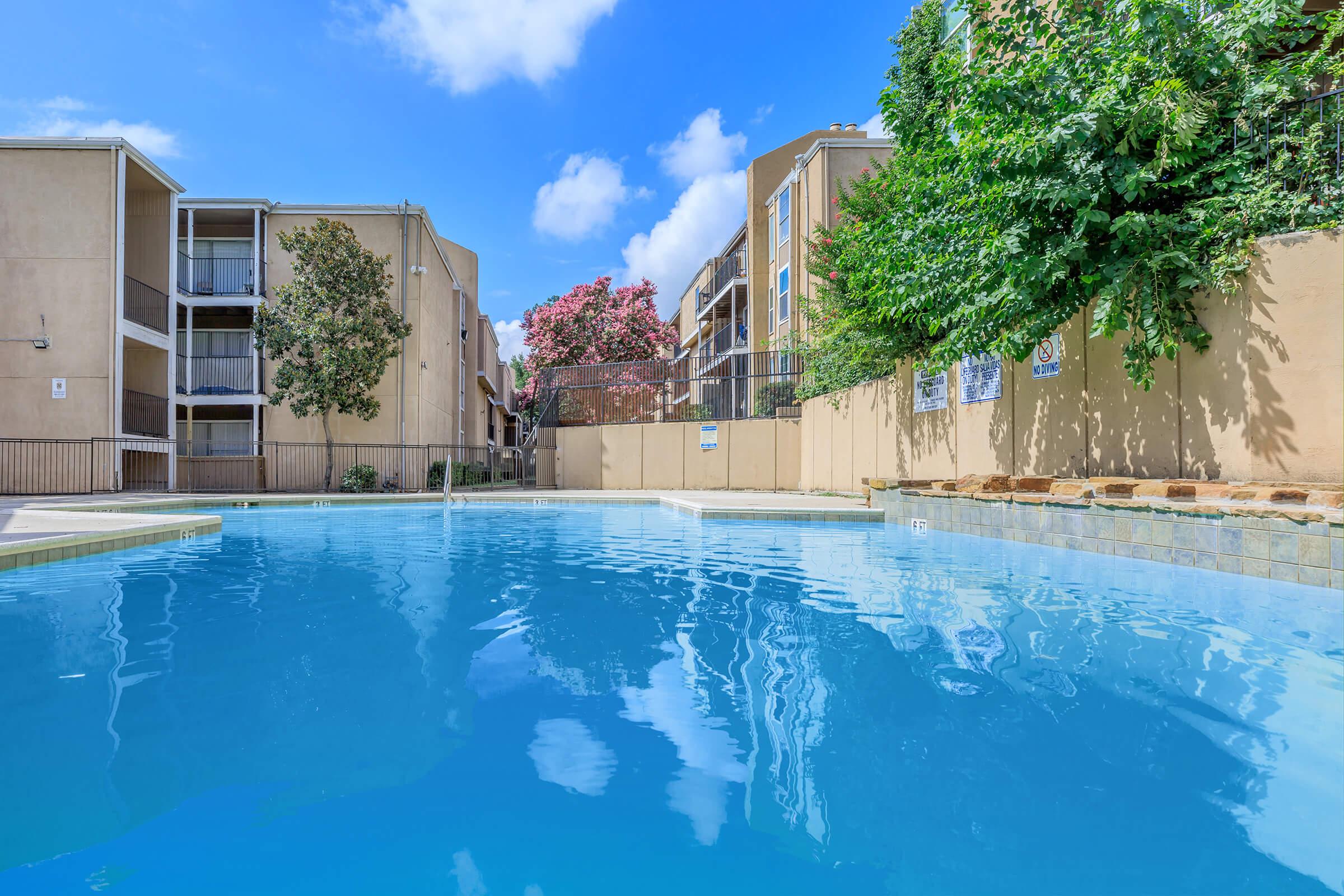 Vista Buena apartments in Dallas, TX