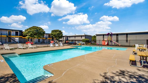 Mirage Apartments apartments