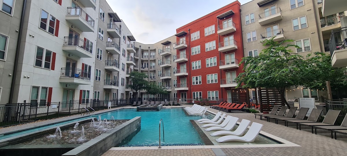 The Cannon Las Colinas apartments in Irving, TX