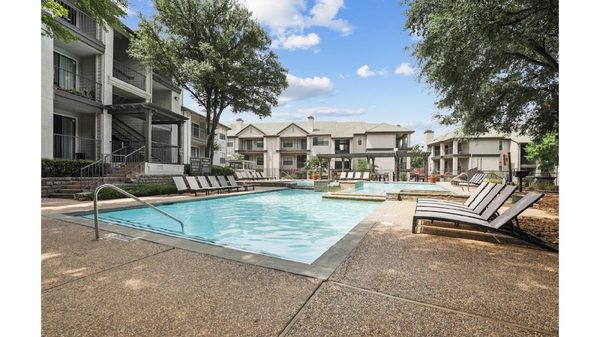 Jefferson Creek apartments