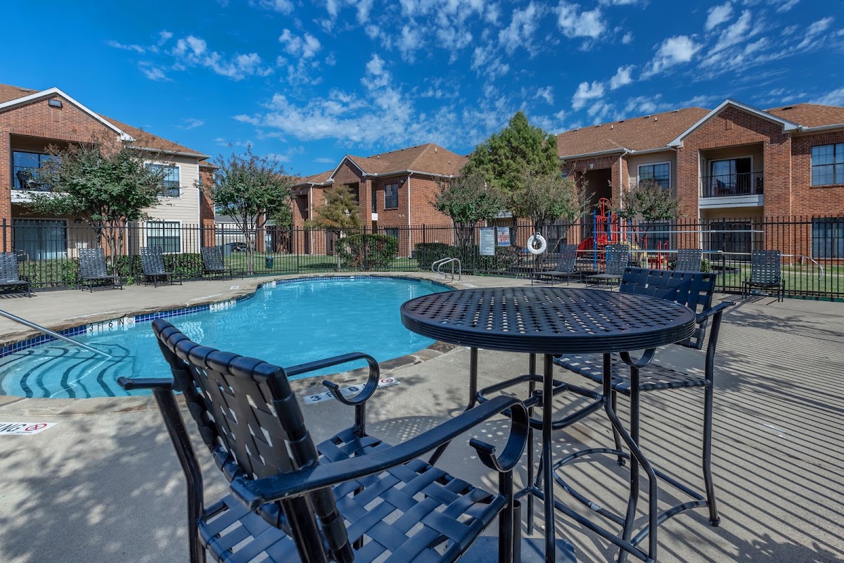 Crawford Park Apartments apartments in Dallas, TX