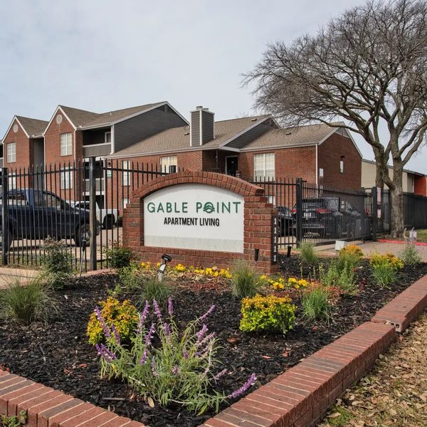 Gable Point apartments in Dallas, TX