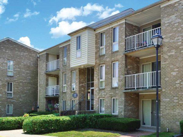 The Apartments at Elmwood Terrace/Hunters Glen apartments