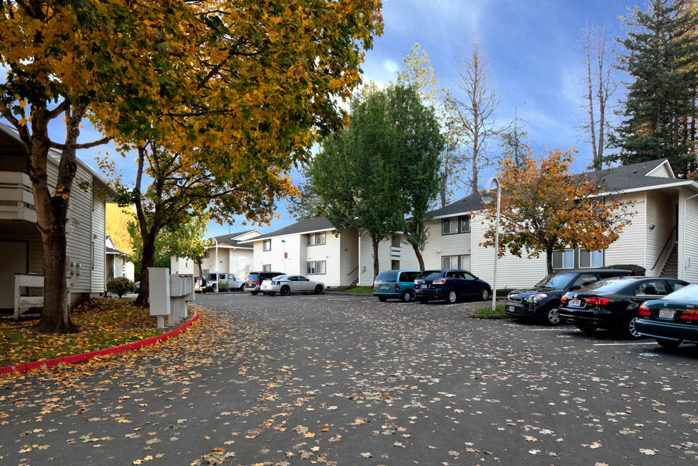 Mountain Knolls Apartments apartments in Gresham, OR