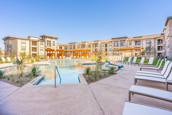 The Drake Apartments apartments