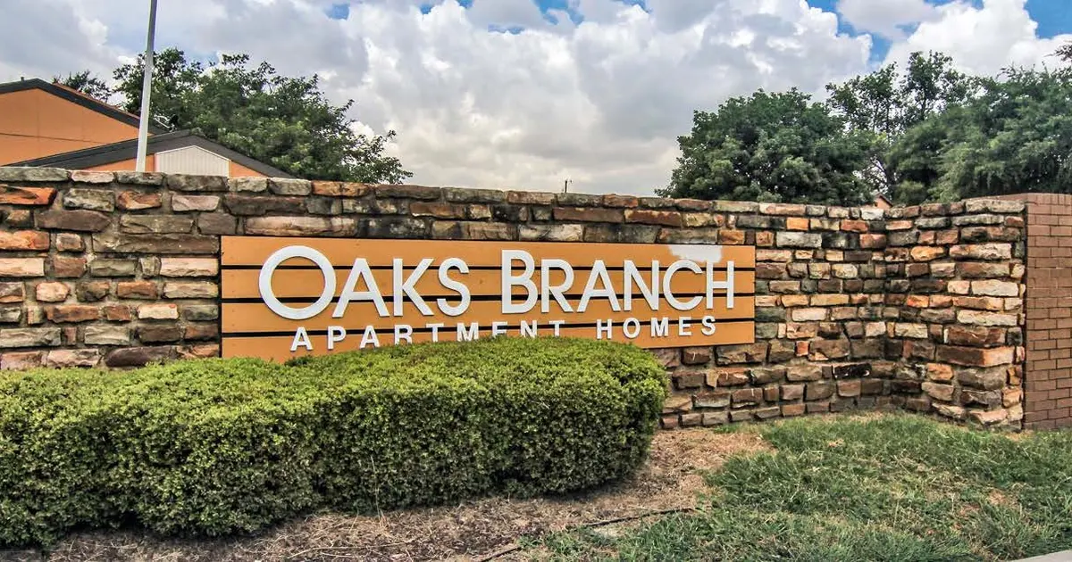 Oaks Branch Apartment Homes apartments in Garland, TX