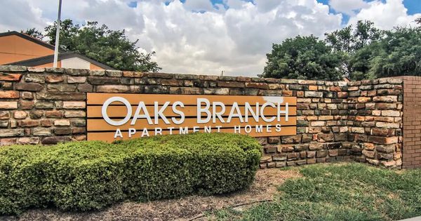 Oaks Branch Apartment Homes apartments in Garland, TX