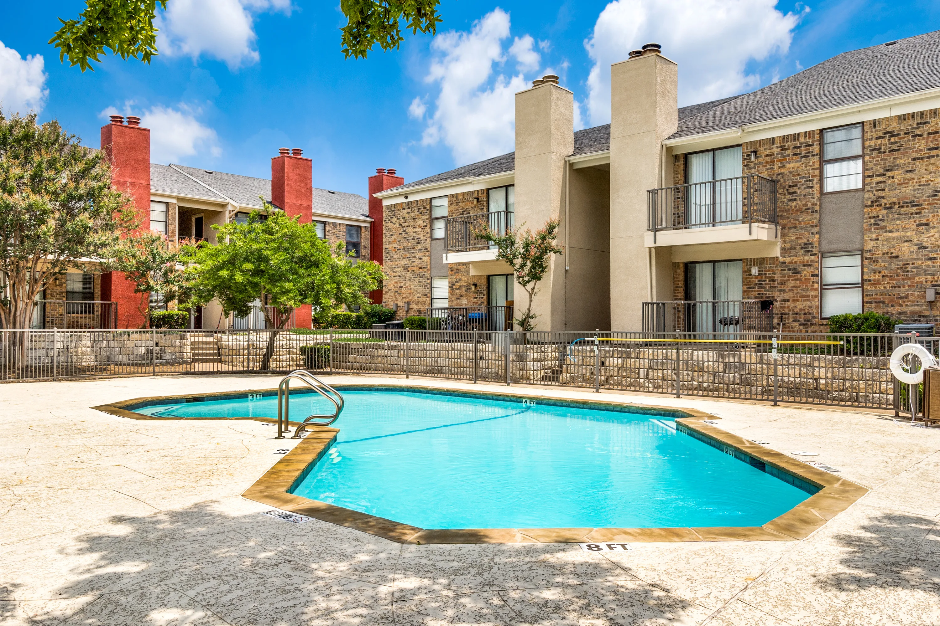 North Star Apartment Homes apartments in Dallas, TX