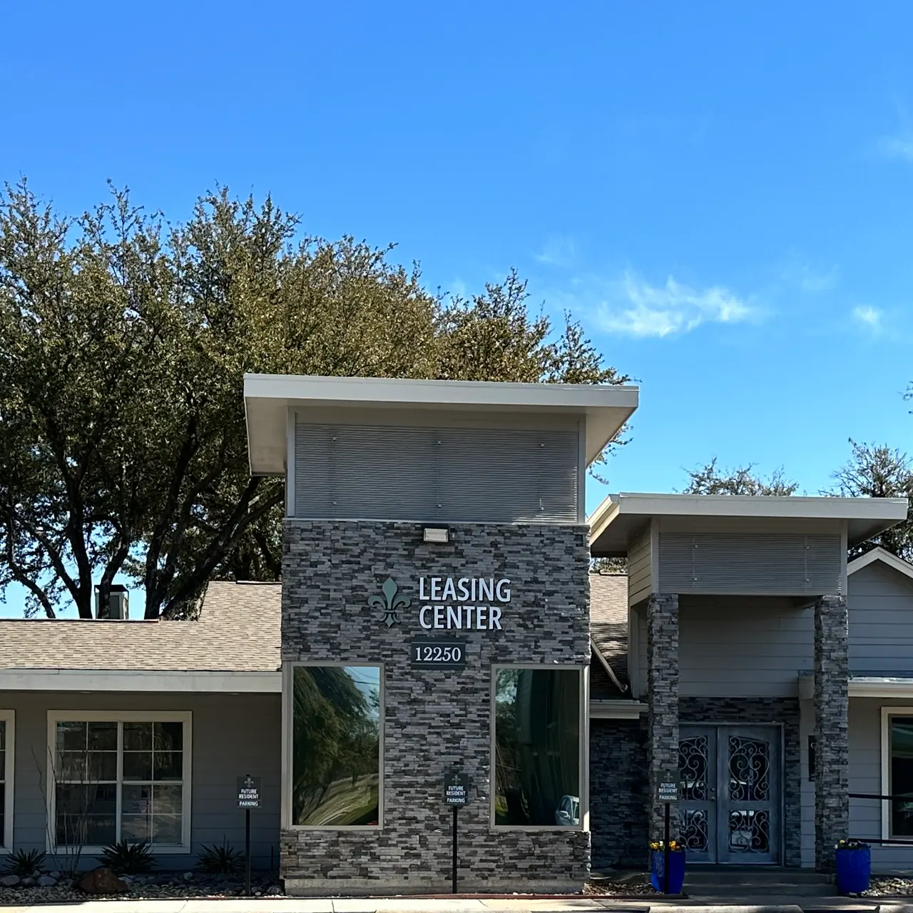 St Croix Apartments apartments in Dallas, TX