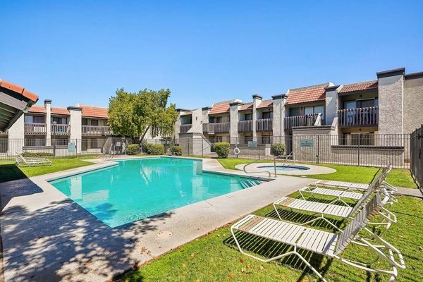 Acacia Pointe apartments in Glendale, AZ