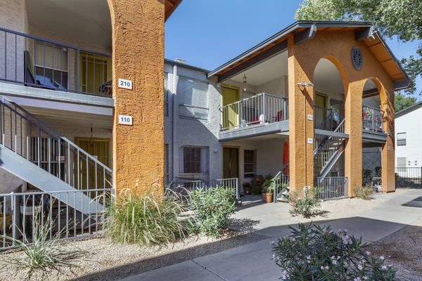 Arches Apartment Homes apartments