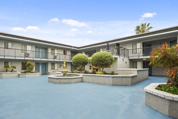 Washington Terrace Apartments apartments in Santa Ana, CA