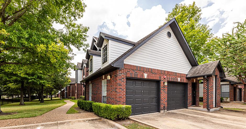 Broadstone New Territory Apartments apartments in Sugar Land, TX