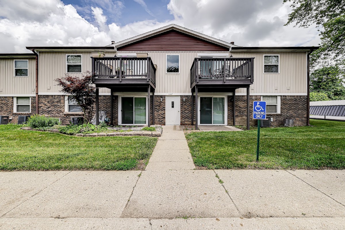 Stonehedge Apartments apartments in Greenwood, IN