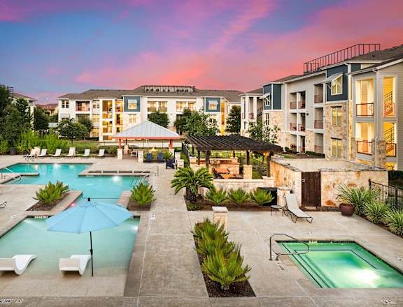 Bexley at Lakeline apartments
