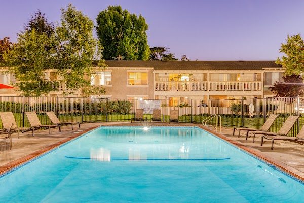 Countrywood apartments in Fremont, CA