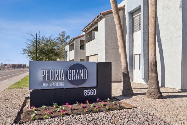 Peoria Grand apartments