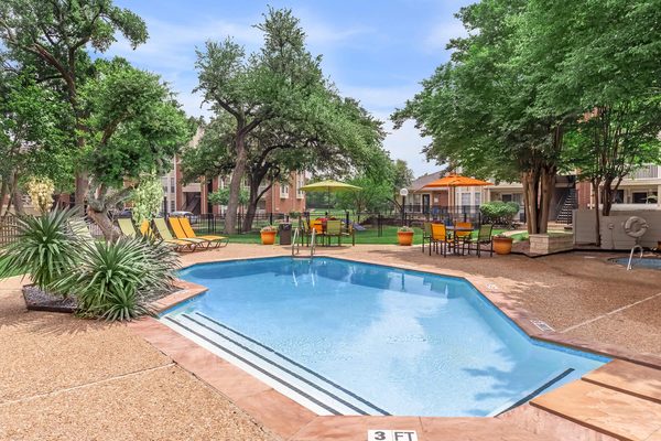 Villas at Shadow Oaks Apartments apartments in Austin, TX