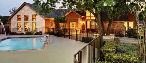 Spicewood Springs apartments in Austin, TX