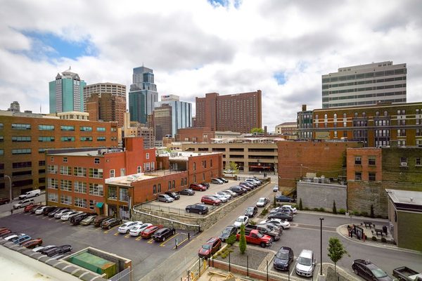915 Broadway Apartments apartments