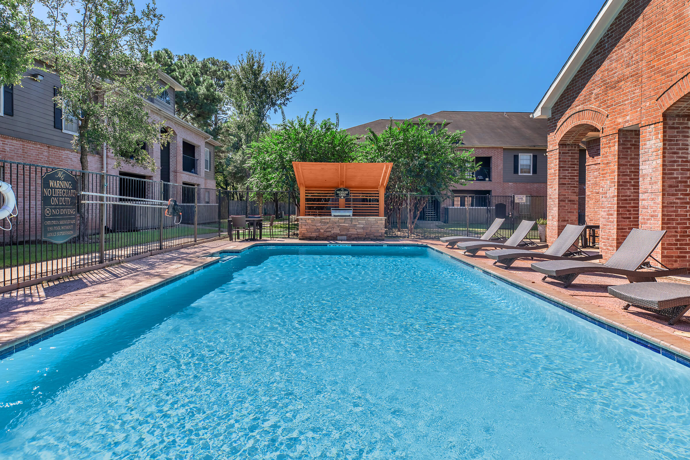 Kingsgate Apartments apartments in Beaumont, TX