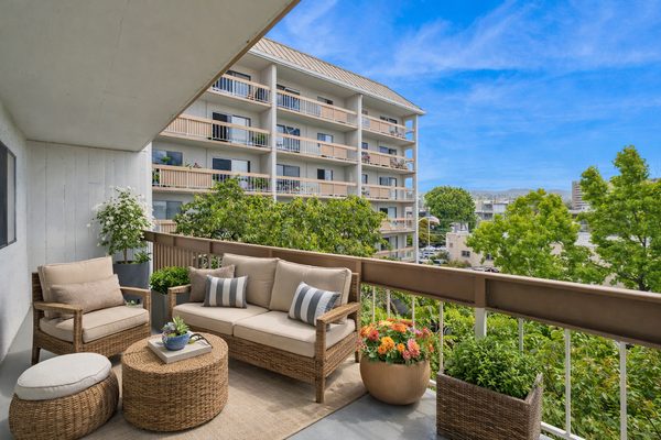 Baywood Apartments apartments