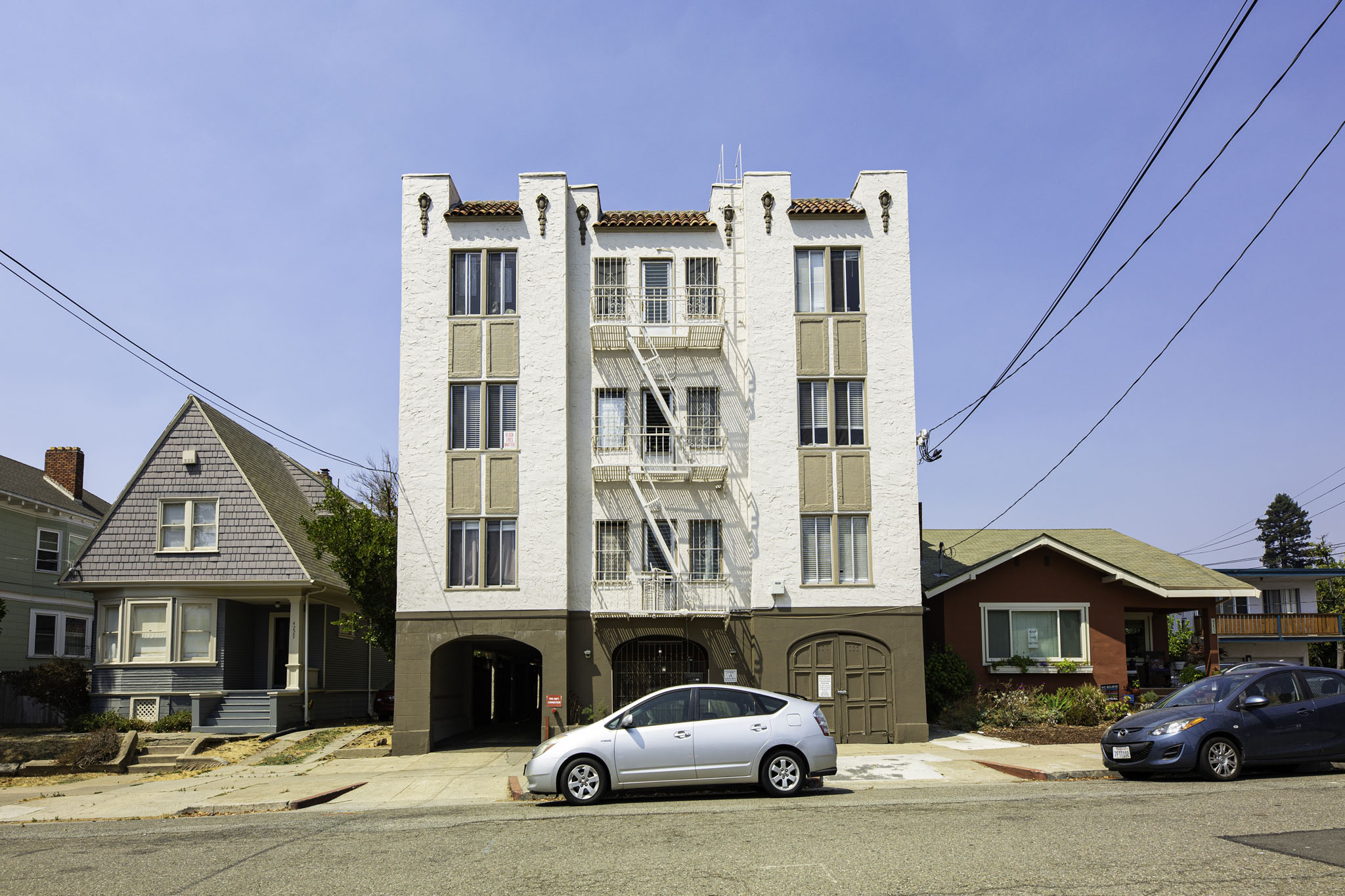 4231 Montgomery Apartments apartments in Oakland, CA