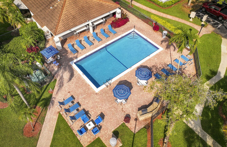 Crystal Palms Apartments apartments in Boca Raton, FL
