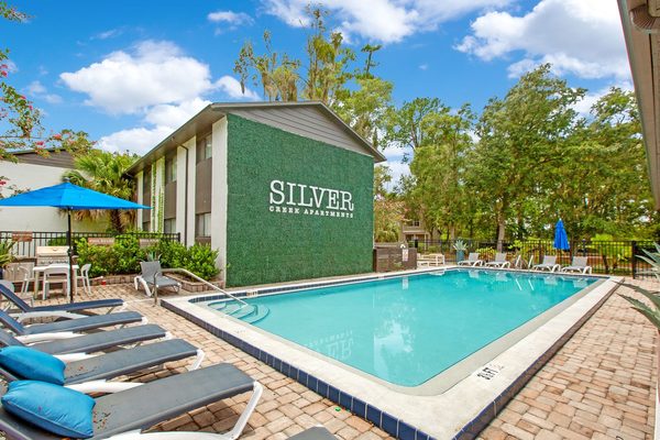 Silver Creek Apartments apartments
