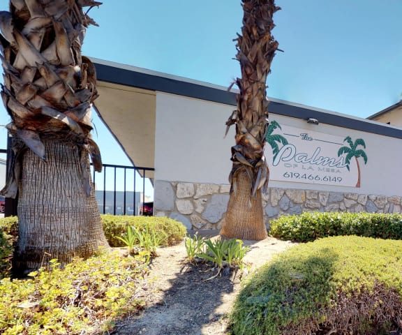 Palms of La Mesa apartments