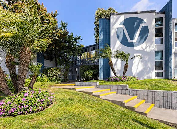 Valle at Fairway Apartments apartments in La Mesa, CA