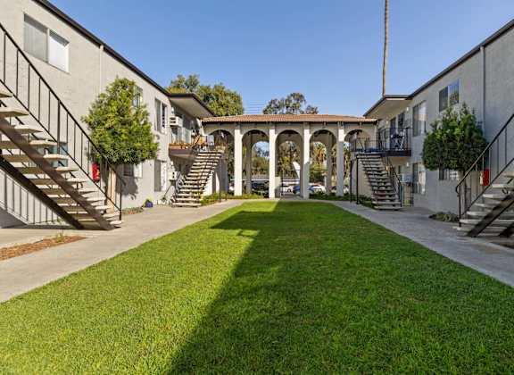 Valle at 9121 Kenwood Apartments apartments in Spring Valley, CA