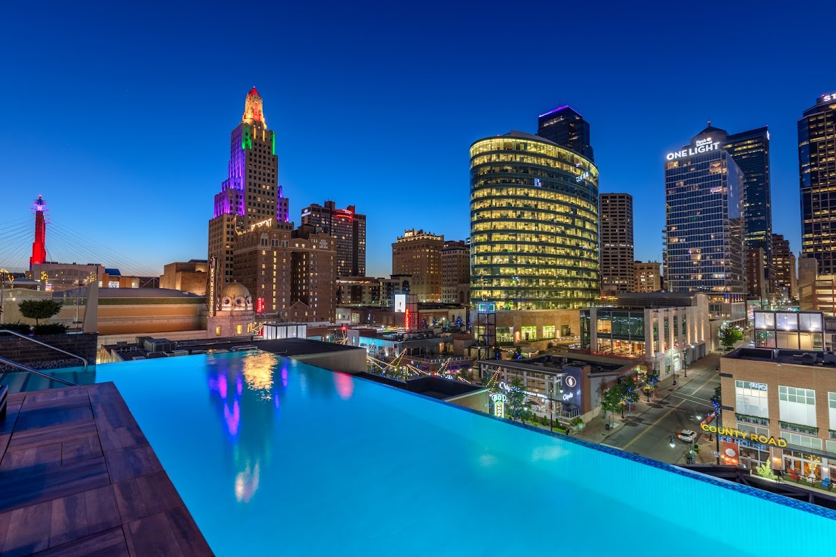 Two Light Luxury Apartments apartments in Kansas City, MO