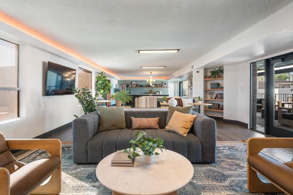 Visconti at Camelback apartments