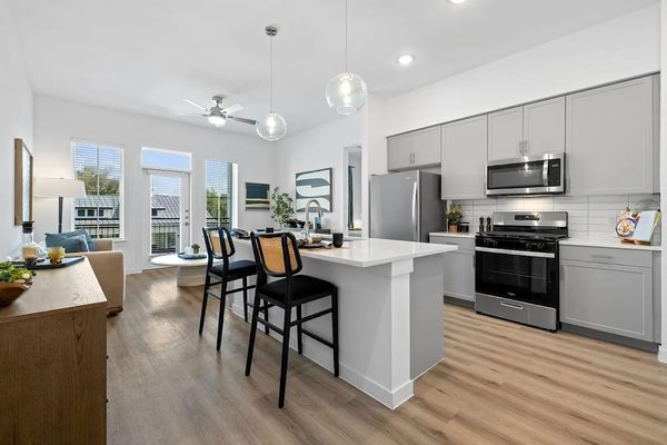 The Everett apartments in Austin, TX