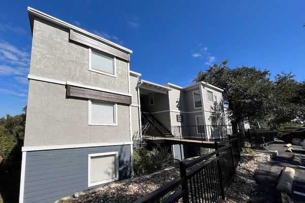 Barton Hills Apartments apartments