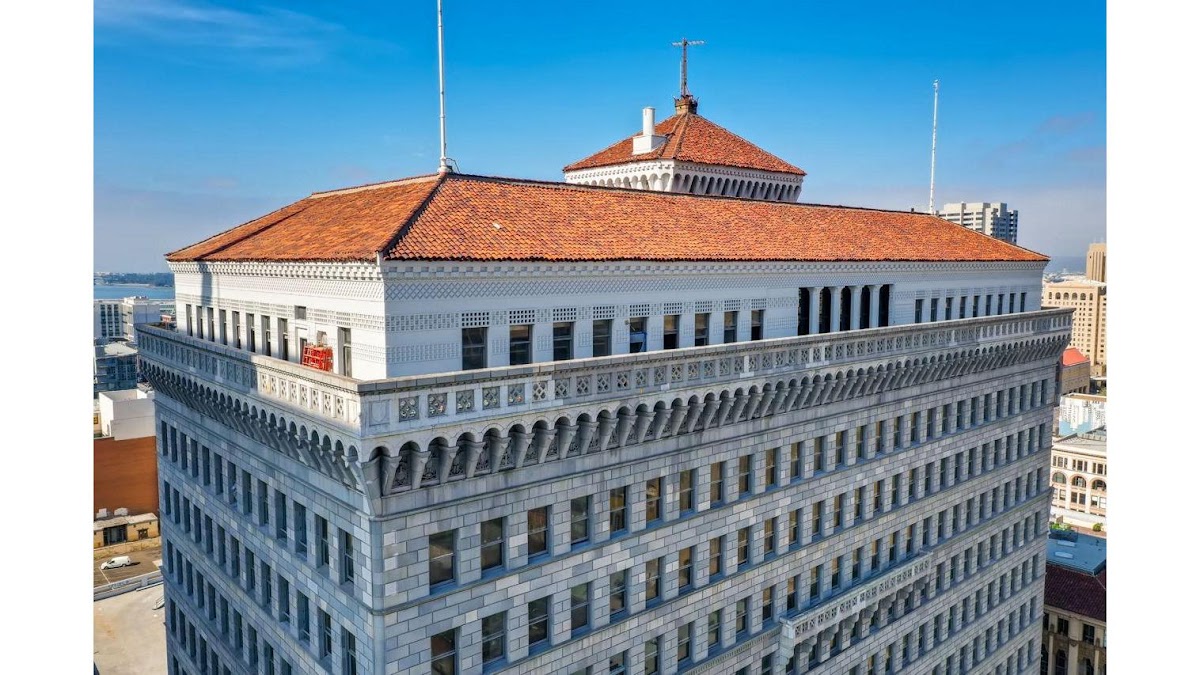 625 Broadway apartments in San Diego, CA