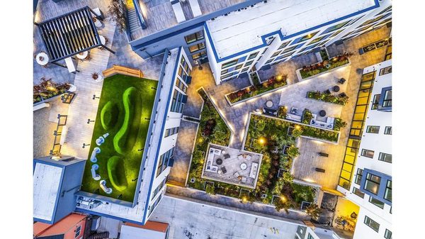 Ventana Residences apartments in San Francisco, CA