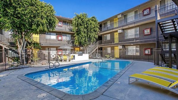Dwell Apartment Homes apartments