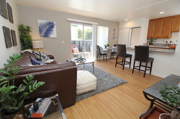 Prospera Square apartments in Stockton, CA