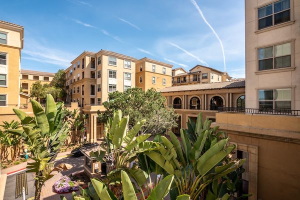 Pacific Ridge Apartments apartments in San Diego, CA