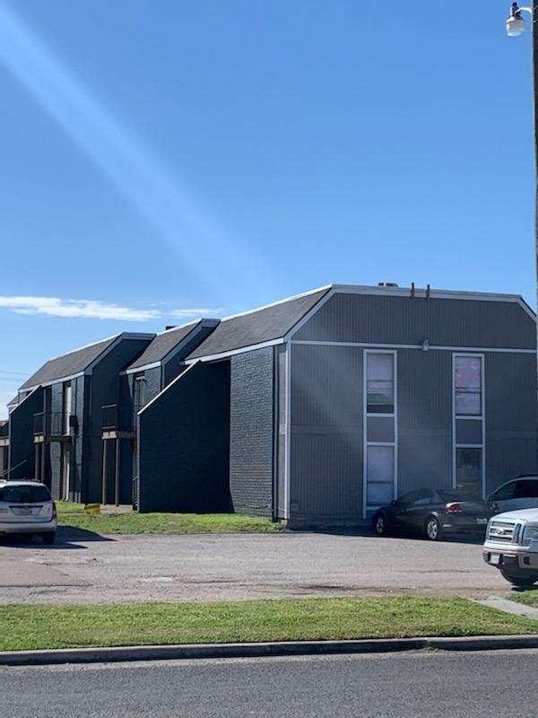 Coastal Pointe Apartments apartments