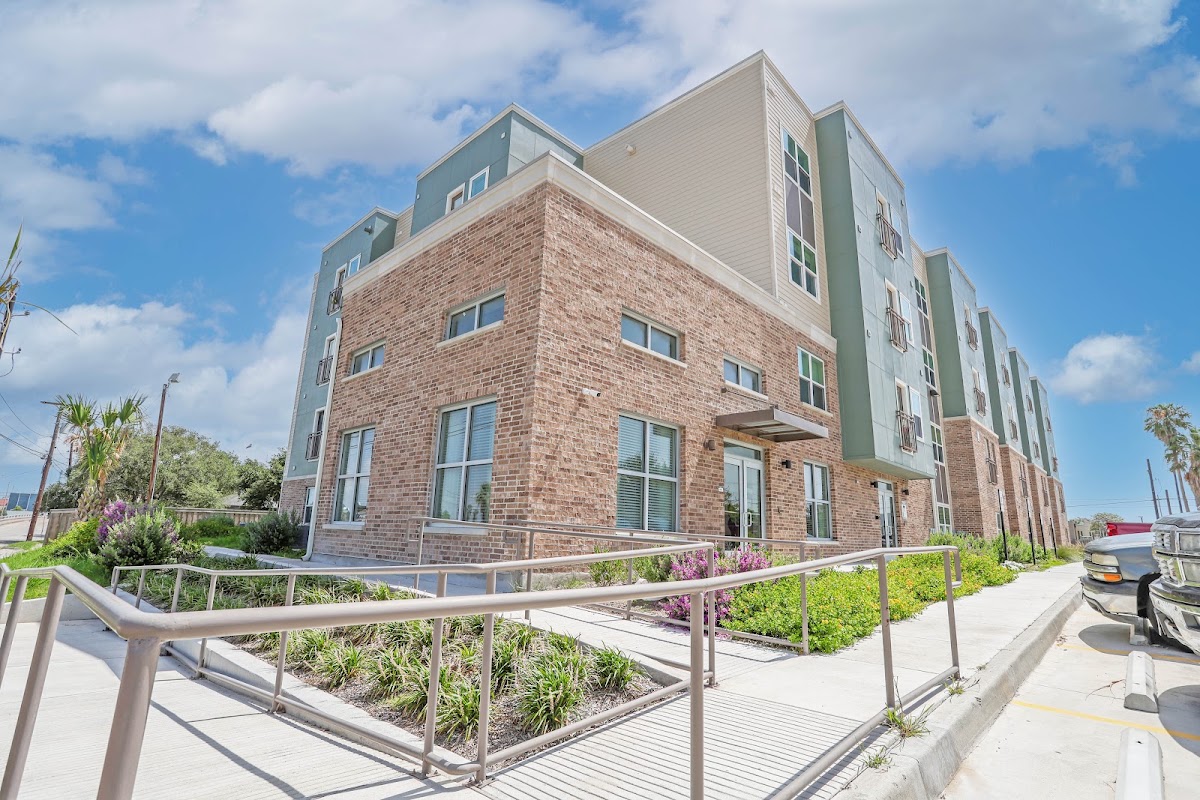 Avanti Legacy South Bluff apartments in Corpus Christi, TX