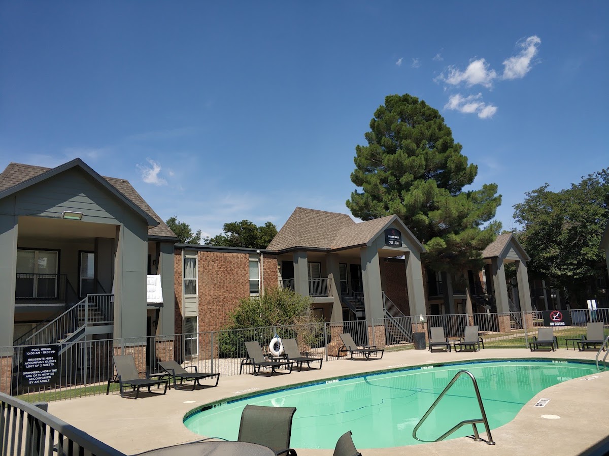 Raiders Walk apartments in Lubbock, TX